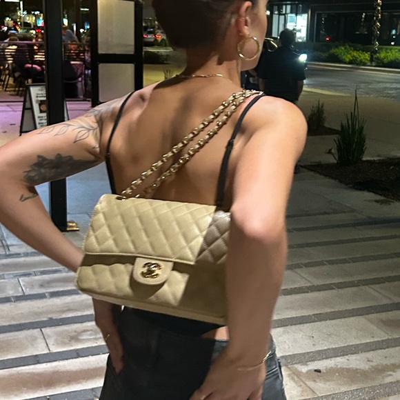 Original Chanel Classic Double Flap Beige - Picture 2 of 3